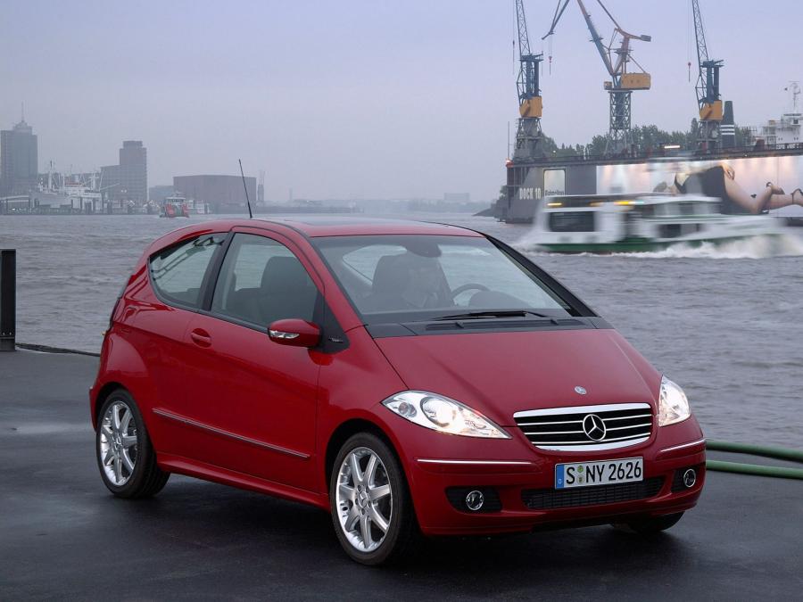  Mercedes-Benz A180 CDI 3-Door 2004 года  (фото 11 из 21)
